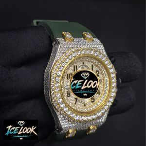 Montre chronographe Iced Quartz, bracelet en or, argent, bracelet vert, lunette sertie de diamants, affichage de la date - Product Image 4