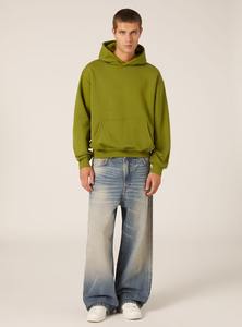 Sweat à capuche moderne pour homme, conçu par des fabricants de premier plan pour un usage décontracté - Product Image 3