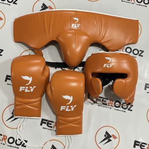 Ensemble de boxe professionnel personnalisé multicolore, prix de gros, gants de boxe, protège-tête et protège-guêtres, arts martiaux mixtes (MMA) - Product Image 6