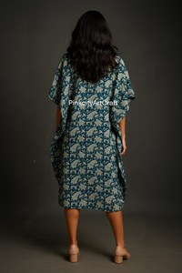 Vestido Kaftan de Algodón Transpirable Ecológico con Estampado Artesanal en Azul Índigo para Mujer, Ropa de Verano Tradicional de Jaipur con Diseño Floral - Product Image 2
