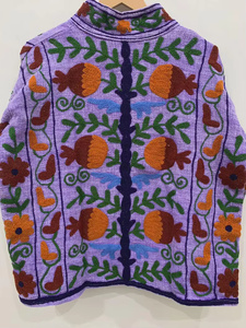 Chaqueta Bomber Suzani Estampada Artesanal al por Mayor, Abrigo Bohemio de Algodón Terminado, Unisex, para Otoño/Invierno - Product Image 4