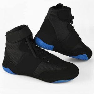 รองเท้าคิกบ็อกซิ่งสำหรับผู้ชาย น้ำหนักเบา คุณภาพสูง ออกแบบโลโก้ได้ตามต้องการ พื้นรองเท้าน้ำหนักเบา ทำจากหนัง เหมาะสำหรับการต่อสู้ - Product Image 3