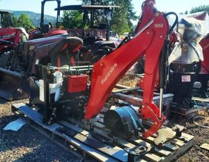 Nouvelle pelle rétrocaveuse Mahindra 1626B avec godet standard à vendre - Product Image 4