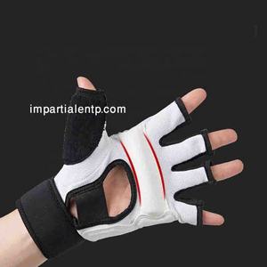 Gants de combat MMA avec logo personnalisé 6oz 7oz Gants de boxe respirants en cuir microfibre Gants MMA mixtes d'arts martiaux - Product Image 6