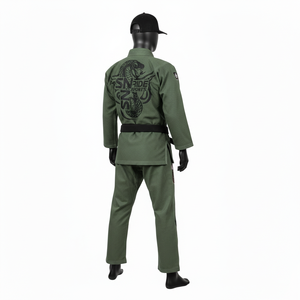 Uniforme de BJJ Personalizado |   Kimono de Jiu-Jitsu Resistente |   Traje de Jiu-Jitsu Brasileño para Entrenamiento y Competición, Gi de Jiu-Jitsu Resistente - Product Image 2