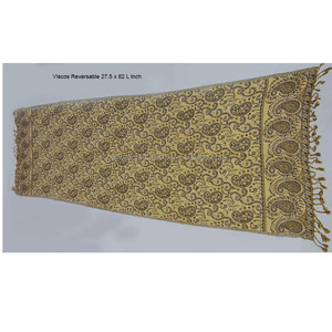 Elegante Bufanda Hijab Cuadrada de Rayón Viscosa de Lujo, Alta Calidad, Diseño Paisley a Cuadros Negro y Amarillo, Suave y Elegante para Adultos - Product Image 6