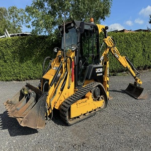Retroexcavadora JCB 1CXT diseñada para construcción, agricultura y paisajismo con excelente rendimiento. - Product Image 1