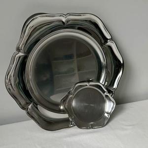 Assiette de présentation ronde en métal finition argentée avec bordure personnalisée, vaisselle artisanale en laiton, taille sur mesure, fournitures de restaurant - Product Image 3