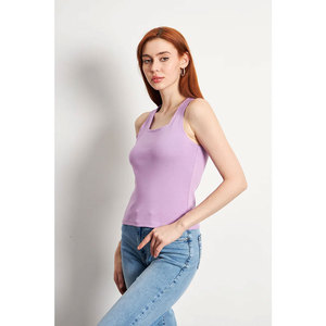 Camiseta sin mangas ajustada esencial de verano para mujer, camiseta básica elástica informal, varios colores y tallas, marca privada - Product Image 5