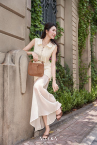 女式奶油色蕾丝无袖长裙彼得潘领修身喇叭形女式节日派对服装 SHIRLEY - Product Image 4