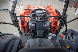 Tractor 2018 L4060HSTC MAVERICK CORPORATE LOGISTICS, 210HP, 4WD, Transmisión por Engranajes, Premium, Listo para Exportación, Uso Pesado, Suministro a Granel, Más de 5 Años de Garantía - Product Image 3