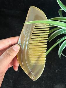 Handmade Eco-Friendly Carved Buffalo Horn Leaf Shape Comb Natural <b>Massage</b> Detangling <b>Hair</b> <b>Brush</b> with Modern Design - Product Image 2
