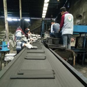 Charbon de bois de coco à faible teneur en cendres Charbon de bois d'Indonésie de haute qualité - Product Image 4