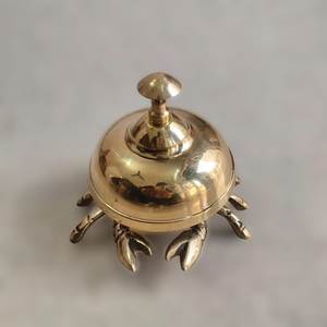 Campana de mesa de latón dorado para servicio en restaurantes y hoteles con construcción duradera y sonido claro. - Product Image 6