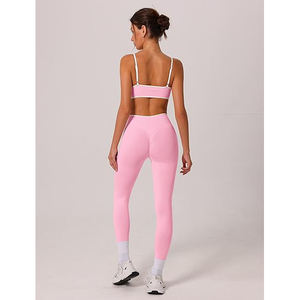 Ensemble de yoga pour femme avec débardeur à bretelles, soutien-gorge de sport rembourré sans couture, leggings taille haute froncés aux fesses avec poches latérales, en nylon et élasthanne, tenue de fitness - Product Image 2