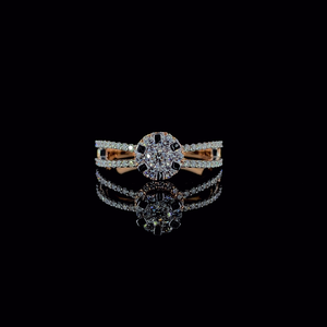 Bague de fiançailles de luxe en moissanite halo, coupe ronde, aspect diamant, double alliance de mariage - Product Image 1