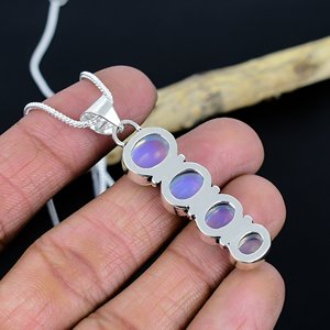 Handmade <b>Moonstone</b> Gemstone Designer <b>Pendant</b>: 925 Sterling Silver Handmade Jewelry - Product Image 3