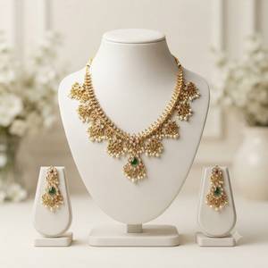 Conjunto nupcial de latón chapado en oro de alta calidad, collar tipo gargantilla, pendientes colgantes, tikka, étnico, con circonitas, Kundan, perlas, último diseño, moderno. - Product Image 1