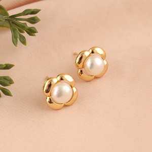 Women's 18k gold plated floral stud <b>earring</b> new style roundel white pearl luxury design small stud everyday wear fashion jewelry - Product Image 3