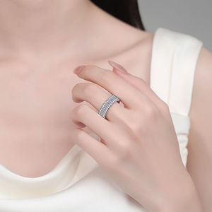Bracelet tennis en argent pour femme, diamants de laboratoire taille baguette et pierres rondes, bijou élégant et luxueux, cadeau idéal - Product Image 1