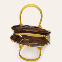 Sac à main femme tendance style classique avec logo personnalisé en cuir PU végétalien, fourre-tout décontracté avec bandoulière et fermeture éclair, grande capacité