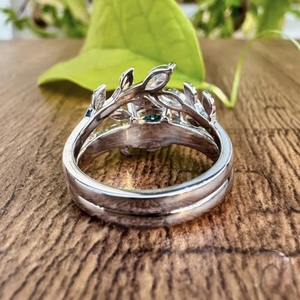 Anillo de Diamantes de Laboratorio con Corte Portugués de Lujo, Piedra Verde, Motivo de Hoja y Acento Marquesa, Joyería para Mujer - Product Image 3