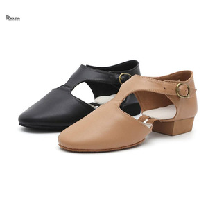 Chaussures de danse personnalisées en cuir à talon bas avec bride à boucle et bout fermé, confortables pour la pratique de la danse de salon, pour femmes, vente en gros - Product Image 2