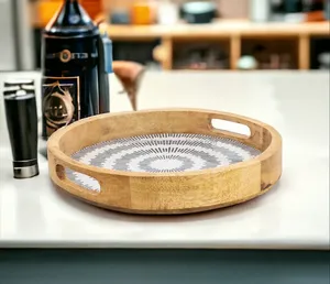 Plateau de service rond en bois de qualité supérieure, fait main, style rustique, pour servir du café, du thé, des collations et la décoration de la maison - Product Image 3