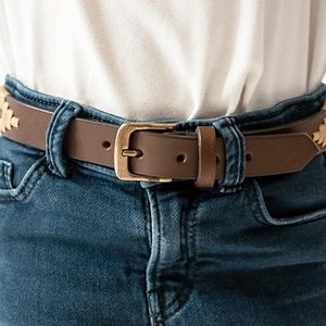 Ceintures Polo en Cuir Faites à la Main de Qualité Supérieure avec Fil Multicolore – Ceintures Polo en Cuir de Designer pour Hommes – Commande en Gros - Product Image 4
