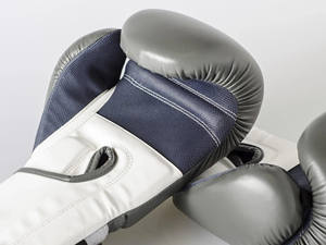 Guantes de Boxeo de Piel de Alta Calidad para Muay Thai y MMA con Diseño de Logotipo Personalizado, Transpirables, Unisex, con Cierre Personalizable, en Stock - Product Image 4