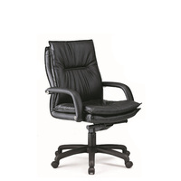 Chaise de bureau ergonomique moderne avec chaise de conférence en cuir synthétique à mi-dossier