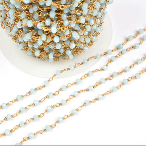 Cadena de Cuentas de Cristal Azul Cielo con Alambre Dorado, Estilo Rosario, Joyería Hecha a Mano - Product Image 1