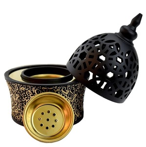 Brûleur d'encens Bakhoor (Mabkhara) de style calligraphique, fermé et aromatique, avec plateau en résine à l'intérieur, haut et noir - Product Image 6