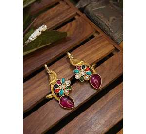 เครื่องประดับชุบทองคุณภาพระดับพรีเมี่ยมสำหรับผู้หญิงต่างหูระย้าดีไซน์นกยูงที่สง่างามสีเขียวหรูหราสวยงามในราคา - Product Image 4