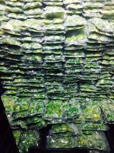 AVOCAT CONGELÉ en FORME ENTIÈRE et DEMI FORME PURÉE AVOCAT FRUITS IQF CONGELÉS DU VIETNAM - Product Image 6