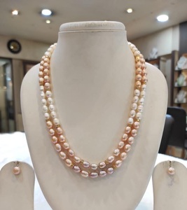 Impresionante conjunto de collar Mala con perlas auténticas de primera calidad y aretes para mujeres y niñas, ideal para bodas y fiestas. - Product Image 2