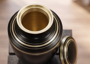 Urnas de Cremación de Latón de Buena Calidad, Urnas para Adultos, Recipiente Conmemorativo para Cenizas, Artículos Funerarios en Venta, Urna Humana Negra Brillante - Product Image 5