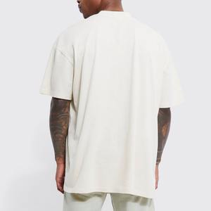 Camiseta Casual Básica con Logotipo de Marca Personalizada para Hombre, Estilo Urbano Americano, Cuello Redondo, Manga Corta, Algodón con Relieve 3D - Product Image 3