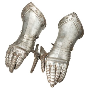 Guantelete Metálico de Protección, Diseñado para Disfraces de Guerrero, Festivales Medievales y Uso en Producciones Escénicas - Product Image 2