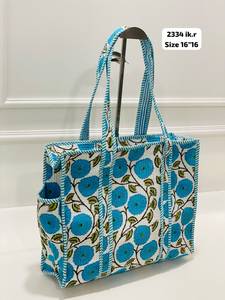 Sac fourre-tout à bandoulière matelassé floral de style mode pour femme, haute qualité, fermeture éclair, grande capacité, couleur personnalisable, toutes les options - Product Image 4