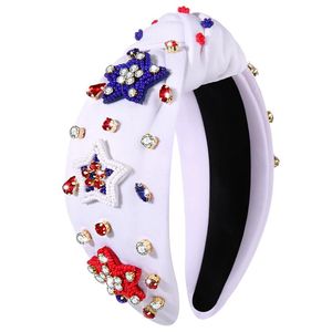 Bandeau en tissu fait main avec motif de drapeau perlé rouge, blanc et bleu pour fêtes et anniversaires - Product Image 4