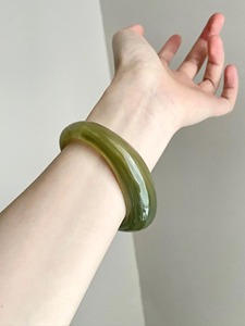 Pulseras de Resina Listas para Dropshipping, Envío Directo, Pulseras de Resina de Color Sólido, Pulseras de Resina Personalizadas, Venta al por Mayor de Fábrica - Product Image 4