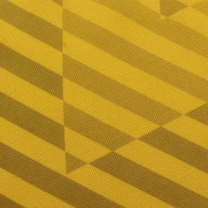 Conjunto de Camiseta de Fútbol de Poliéster 100% con Logotipo Estampado de Estilo Superior para Adultos, Precio Económico, Diseño de Sublimación Personalizado Unisex - Product Image 4