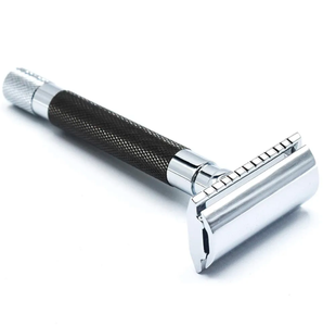 Set de afeitado antiguo de madera para hombre con cepillo de pelo de tejón de punta plateada, maquinilla de afeitar de seguridad y soporte, de la colección de maquinillas de afeitar de seguridad. - Product Image 3