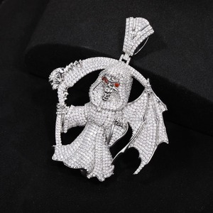 Colgante de Dragón Iced Out de Plata 925 con Moissanita de Corte Brillante Redondo, Estilo Hip Hop, Forma de Animal, para Uso Diario, Amuleto Religioso - Product Image 1