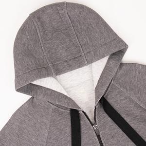 Fabricant de vêtements au Vietnam – Nouvelle veste à capuche zippée grise pour femme en tricot épais – Pièce de superposition personnalisée pour l'automne – Vente en gros OEM - Product Image 4