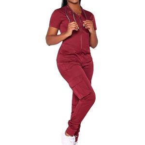 Traje de asistente dental de diseño ergonómico con abertura lateral para mayor movilidad, uniforme clínico para mujer. - Product Image 5