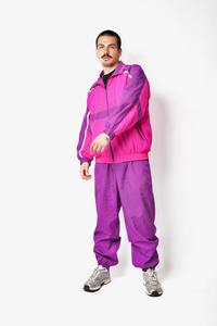 Survêtement unisexe vintage rétro à capuche en coton 100% respirant violet rose imprimé avec cordon de serrage sur le devant - Product Image 3