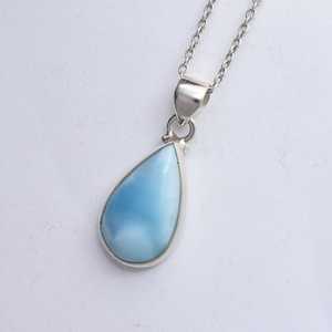 จี้รูปหยดน้ำลาริมาร์ทำมือจากเงินแท้ประดับอัญมณีธรรมชาติ ของขวัญสำหรับผู้หญิง สวยสง่า - Product Image 2