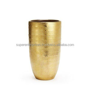 Vase à fleurs en métal artistique exclusif pour la décoration de maison de luxe, style moderne pour table de salon et aménagement intérieur - Product Image 2